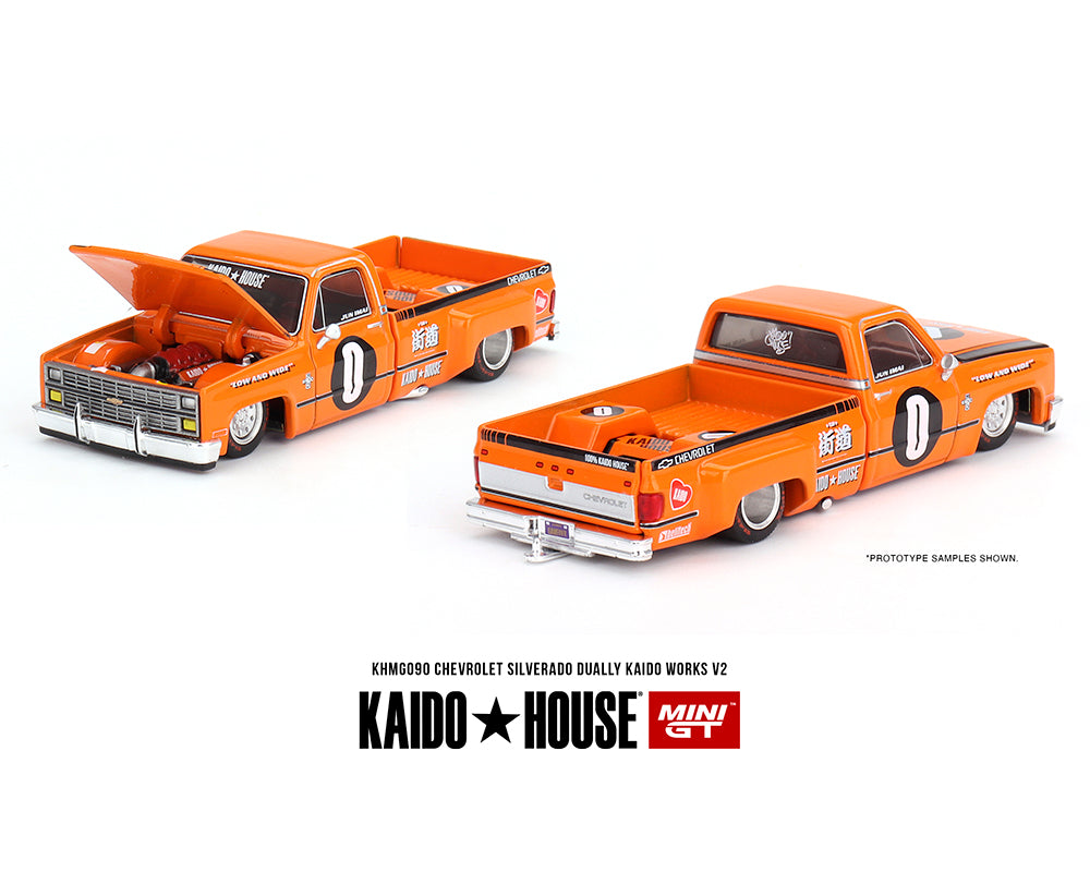 ミニカー Snap-on 1/64 Dually with Show Trailer Snap-On 90 Years Freightliner Truck Semi Trailer 1:64 Crown